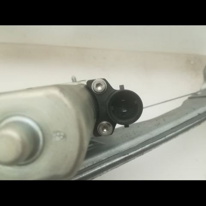 Mecanisme+moteur leve-glace avg occasion DACIA SANDERO I Phase 1 06-2008->10-2012 1.5 DCI 90ch 8200733829 4