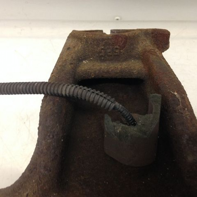 Moyeu avd occasion CITROEN C2 Phase 1 09-2003->10-2008 335086 2