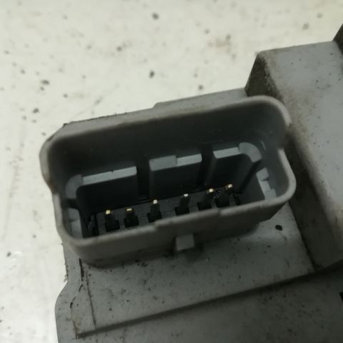 Serrure porte avd occasion PEUGEOT PARTNER I Phase 1 01-1997->12-2002 9136J4 3