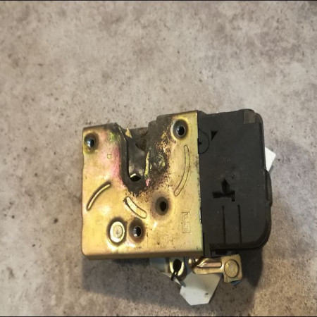 Serrure porte avd occasion PEUGEOT PARTNER I Phase 1 01-1997->12-2002 2.0 HDI 9136J4