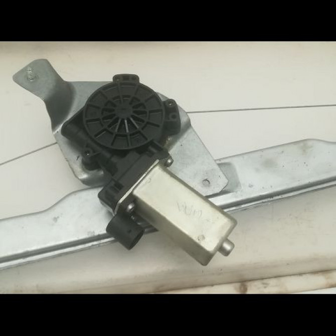 Mecanisme + moteur lève-glace avant droit occasion DACIA SANDERO I Phase 1 06-2008->10-2012 1.5 DCI 90ch 8200733828 3