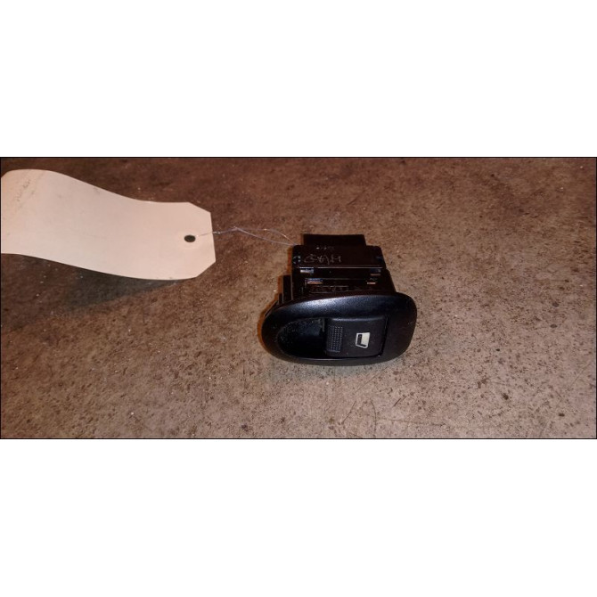 Commande leve-glace porte arrière droite occasion CITROEN C3 I Phase 1 04-2002->10-2005 1.4HDI 8v 70ch 6554Z3 1