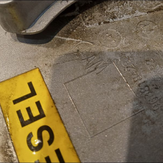 Volet de trappe carburant occasion CITROEN C3 I Phase 1 04-2002->10-2005 1.4HDI 8v 70ch 151796 3