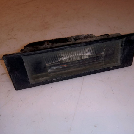 Eclaireur plaque de police g occasion B.M.W. SERIE 1 I Phase 1 05-2004->12-2006 118i 129ch 63267165735