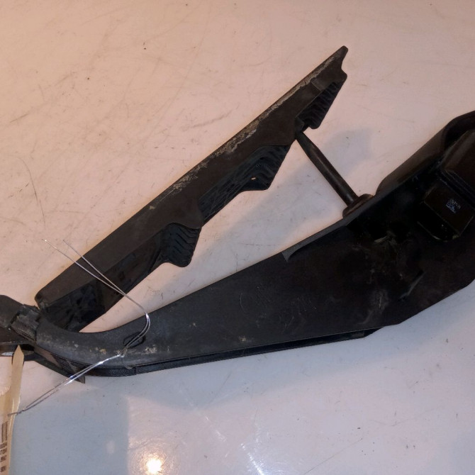 Potentiometre accelerateur occasion B.M.W. SERIE 1 I Phase 1 05-2004->12-2006 118i 129ch 3