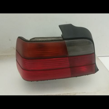 Feu arrière gauche occasion B.M.W. SERIE 3 III Phase 1 01-1991->04-1998 325tds 82199405444