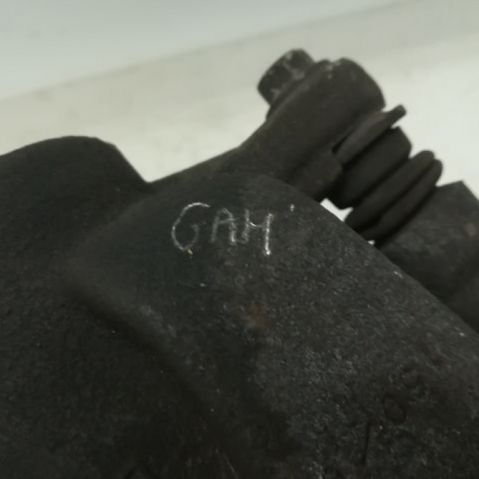 Etrier de frein avant droit occasion FIAT GRANDE PUNTO III Phase 1 09-2005->12-2013 1.3 DT MULTIJET 16v 90ch 77365544 4