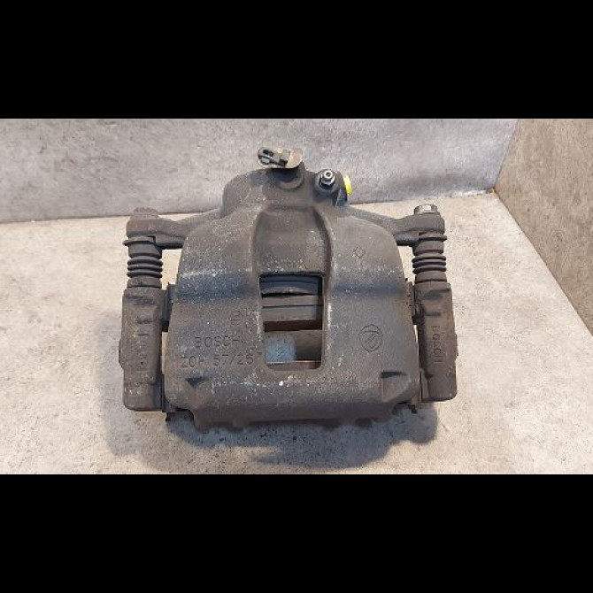 Etrier de frein avant gauche occasion ALFA ROMEO MI.TO MI.TO Phase 1 2008-09-01->2016-12-31 1.3 JTDM 95ch 77364982 1