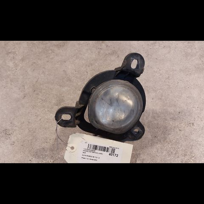 Phare antibrouillard avant droit occasion ALFA ROMEO MI.TO MI.TO Phase 1 2008-09-01->2016-12-31 1.3 JTDM 95ch 1