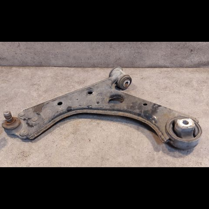 Triangle inf avg occasion ALFA ROMEO MI.TO MI.TO Phase 1 2008-09-01->2016-12-31 1.3 JTDM 95ch 51895367 1