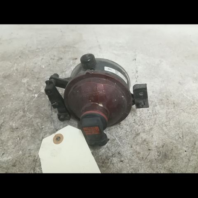Phare antibrouillard avant droit occasion FORD FOCUS CMAX I Phase 1 09-2003->03-2007 2.0 TDCI 16v 135ch 2