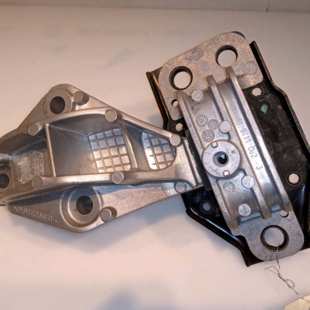 Support moteur occasion RENAULT SCENIC II Phase 2 09-2006->04-2009 1.5 DCI 105ch