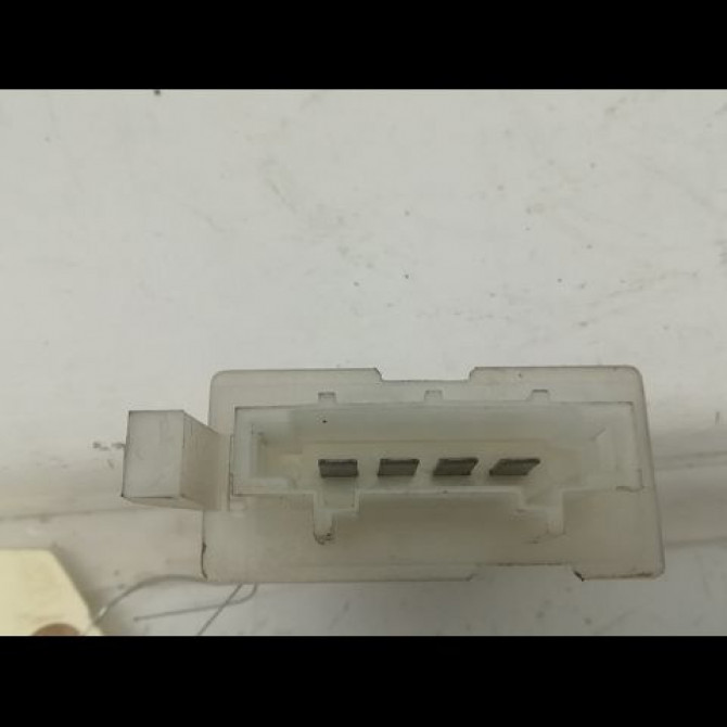 Resistance de chauffage occasion OPEL CORSA III Phase 1 10-2000->08-2003 1.4i 16v 95525332 3