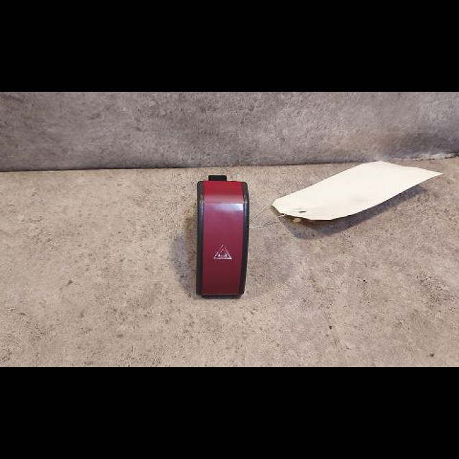 Bouton de warning occasion OPEL CORSA III Phase 2 08-2003->09-2006 1.2i 80ch 95526835 1