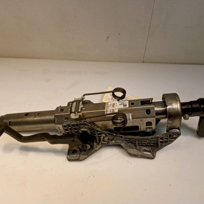 Colonne de direction non assistee occasion OPEL INSIGNIA Phase 1 01-2009->03-2013 13404509 1