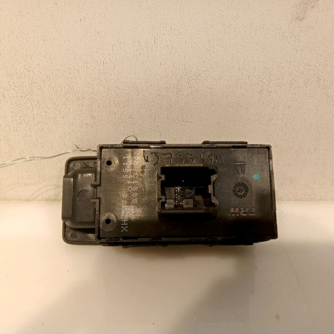 Commande leve-glace porte arrière droite occasion OPEL INSIGNIA Phase 1 01-2009->03-2013 13301889 2