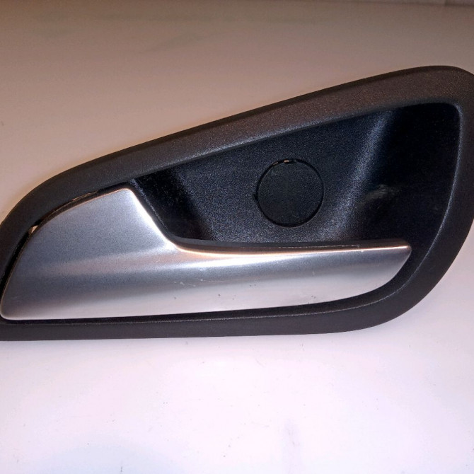 Poignee int porte arg occasion FORD FOCUS III Phase 1 01-2011->04-2015 1.6 TDCI 115ch 1746826 1