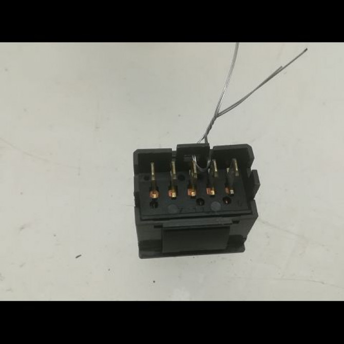 Commande lève-glace porte avant droite occasion PEUGEOT 406 Phase 1 10-1995->04-1999 1.9 TD 90ch 6552KT 2