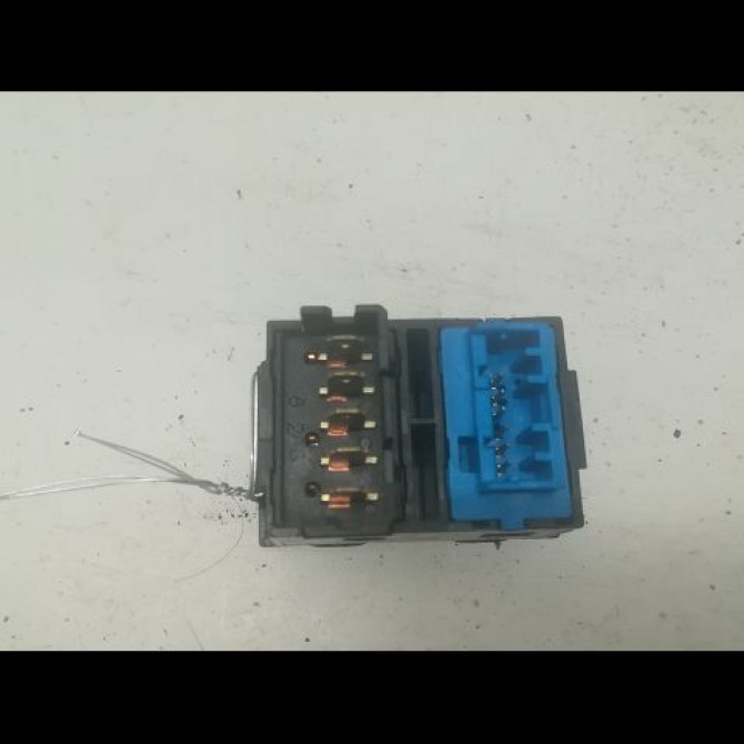 Commande lève-glace porte avant gauche occasion PEUGEOT 406 Phase 1 10-1995->04-1999 1.9 TD 90ch 6552KQ 2