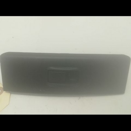 Commande lève-glace porte avant droite occasion TOYOTA COROLLA VERSO II phase 2 06-2007->05-2009 2.2D 136ch 848100F010