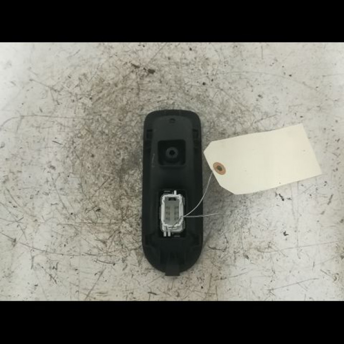 Commande leve-glace porte arrière droite occasion RENAULT MEGANE II Phase 1 09-2003->12-2005 1.9 DCI 120ch 2