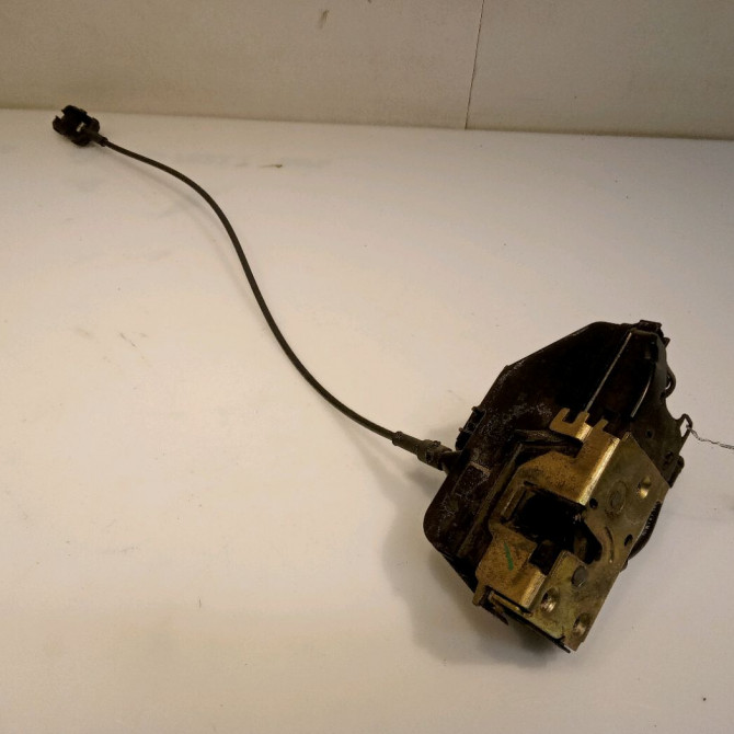 Serrure porte avd occasion RENAULT MEGANE II Phase 1 09-2003->12-2005 1.6 16v 8200027779 1