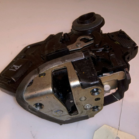 <span class="tt">Serrure porte arg occasion  </span><span class="designation"> </span>