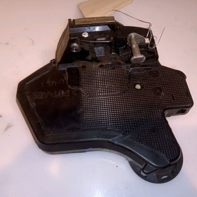 Serrure porte arg occasion  690600F011 2