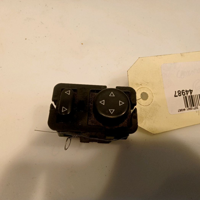 Commande rétroviseurs extérieures électriques occasion PEUGEOT 406 Phase 1 04-1995->04-1999 2.1 TD 110ch 6552LE 1