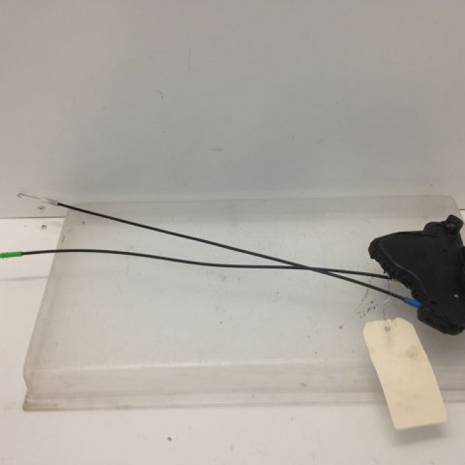 Serrure porte avg occasion TOYOTA AVENSIS II phase 1 05-2003->08-2006 6904002152 1