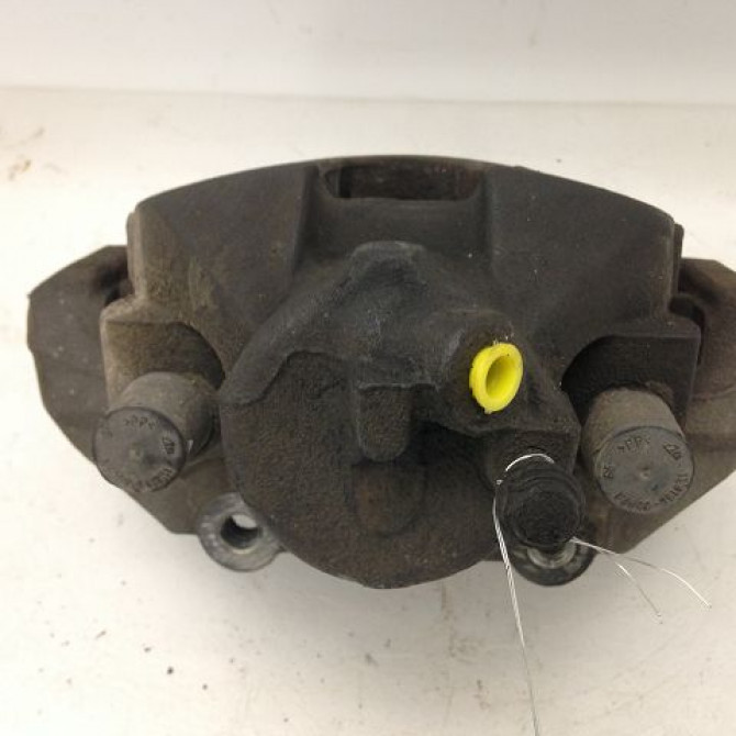 Etrier de frein avant droit occasion FORD FOCUS II Phase 1 09-2004->12-2007 2.0 TDCI 16v 135ch 1682875 2