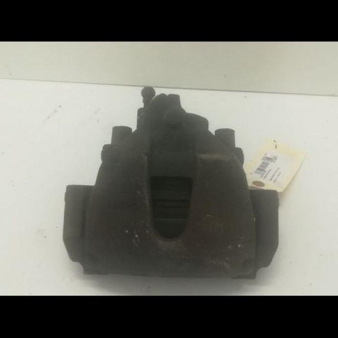 Etrier de frein avant droit occasion FORD CMAX I Phase 1 09-2003->03-2007 1.6 TDCI 110ch 1682875 1