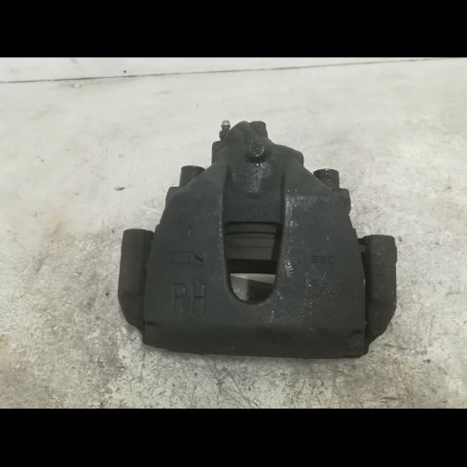 Etrier de frein avant droit occasion FORD FOCUS II Phase 2 01-2008->12-2010 1.6 TDCI 90ch 1682875 1