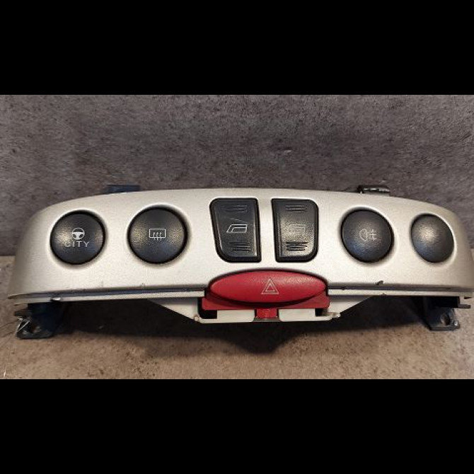 Bouton de warning occasion FIAT PUNTO II Phase 1 10-1999->05-2003 60 1