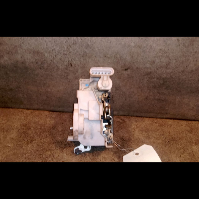 Serrure porte avg occasion FIAT PUNTO II Phase 2 05-2003->10-2009 1.2i 60ch 46535998 2