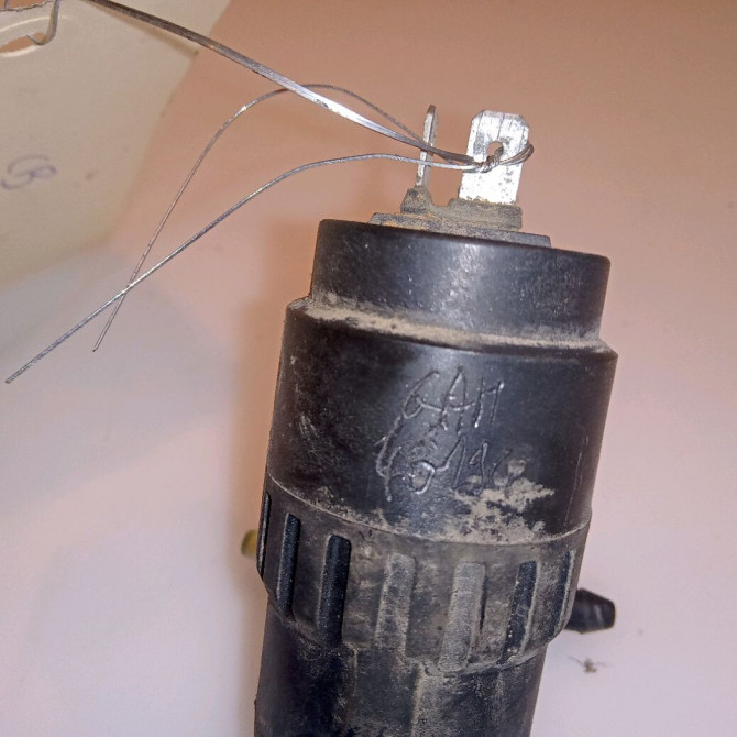 Pompe lave-glace avant occasion FIAT PANDA II Phase 1 09-2003->12-2012 1.3 DT MULTIJET 16v 70ch 71719636 3