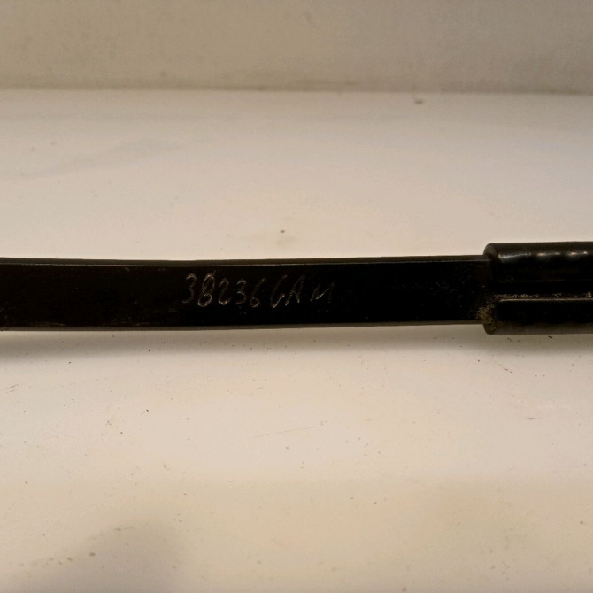 Bras essuie-glace avant droit occasion FORD FOCUS III Phase 1 01-2011->04-2015 1.6 TDCI 115ch 1868602 2