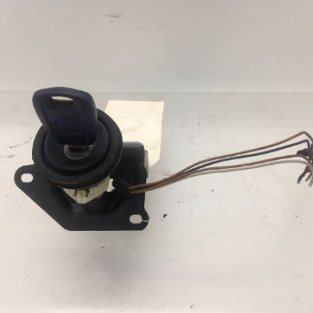 Serrure hayon occasion FIAT PUNTO II Phase 1 10-1999->05-2003 JTD 80ch ELX 51744021