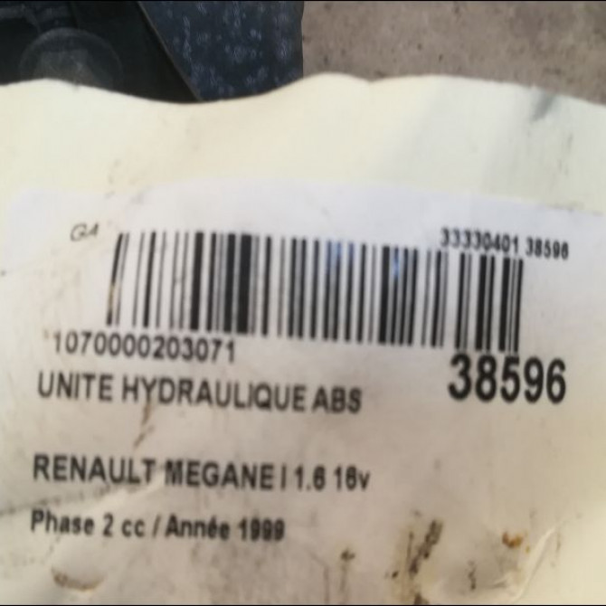 Unité hydraulique ABS occasion RENAULT MEGANE I Phase 2 03-1999->06-2003 1.6 16v 7701045832 3