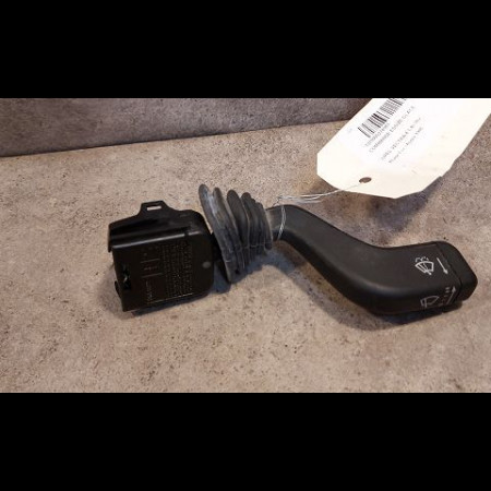 Commande essuie glace occasion OPEL VECTRA II Phase 1 11-1995->02-1999 1.6i 16v 90413242