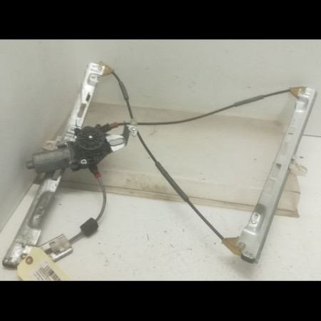 Mecanisme + moteur lève-glace avant droit occasion PEUGEOT 206 206 phase 1 SW 2002-06-01->2006-12-31 1.4i 75ch 9222F8