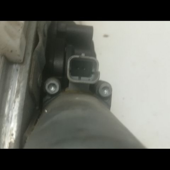 Mecanisme + moteur lève-glace avant droit occasion PEUGEOT 206 206 phase 1 SW 2002-06-01->2006-12-31 1.4i 75ch 9222F8 3