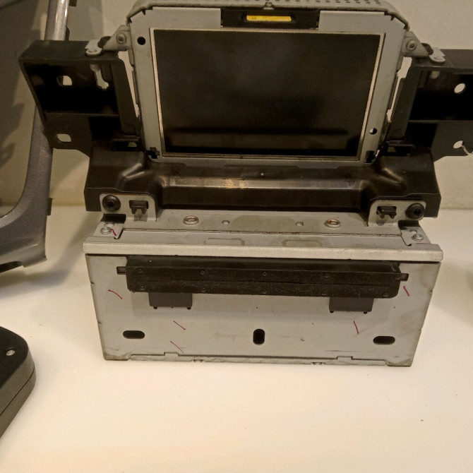 Autoradio occasion FORD FOCUS III Phase 1 01-2011->04-2015 1.6 TDCI 115ch 1856020 2