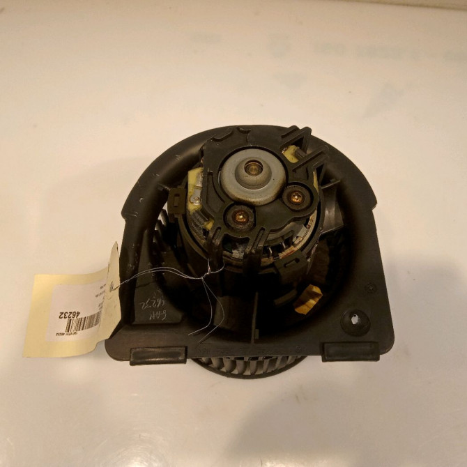 Ventilateur de chauffage occasion OPEL VECTRA II Phase 1 11-1995->02-1999 1.6i 16v 90463837 2