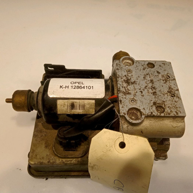 Unité hydraulique ABS occasion OPEL VECTRA II Phase 1 11-1995->02-1999 1.6i 16v 90540263 2