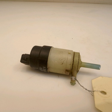 Pompe lave-glace avant occasion OPEL VECTRA II Phase 1 11-1995->02-1999 1.6i 16v 90585761