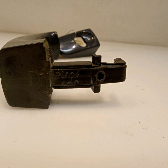 Poignee ext porte avg occasion FORD FOCUS III Phase 1 01-2011->04-2015 1.6 TDCI 115ch 1738727 3