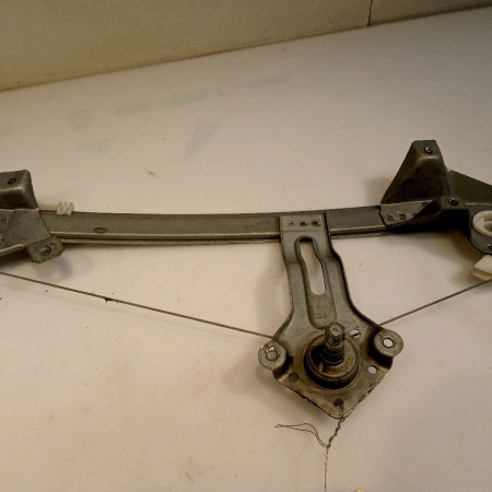 Mecanisme leve-glace arrière droit occasion OPEL VECTRA II Phase 1 11-1995->02-1999 1.6i 16v 90520230