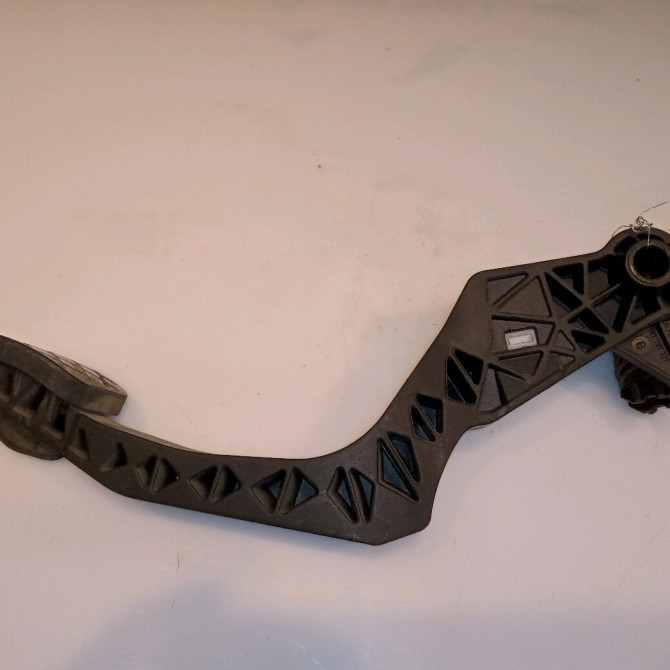 Pedale embrayage occasion SEAT LEON II Phase 1 09-2005->05-2009 2.0 TDi 170ch 1K1721321E 2