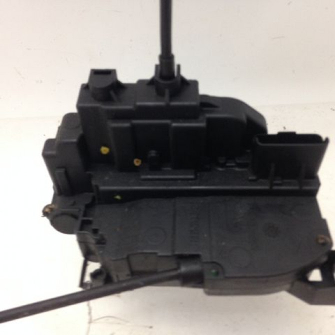 Serrure porte ard occasion RENAULT MEGANE III Phase 1 11-2008->01-2012 1.4 TCE 16v 130ch 825020002R 2